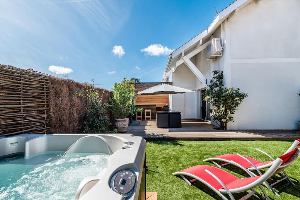 Ravissante Maison 3* Avec Jacuzzi Proche Lac Biscarrosse Esterno foto